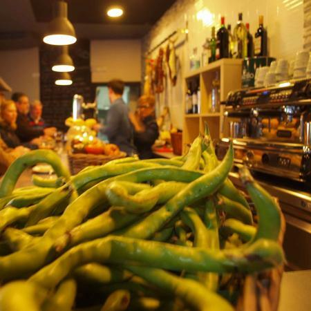 Castizo Bistro & Vermutería